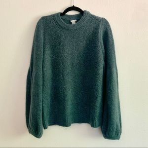 H&M | Green Knit Bell Sleeve Sweater Women’s Large